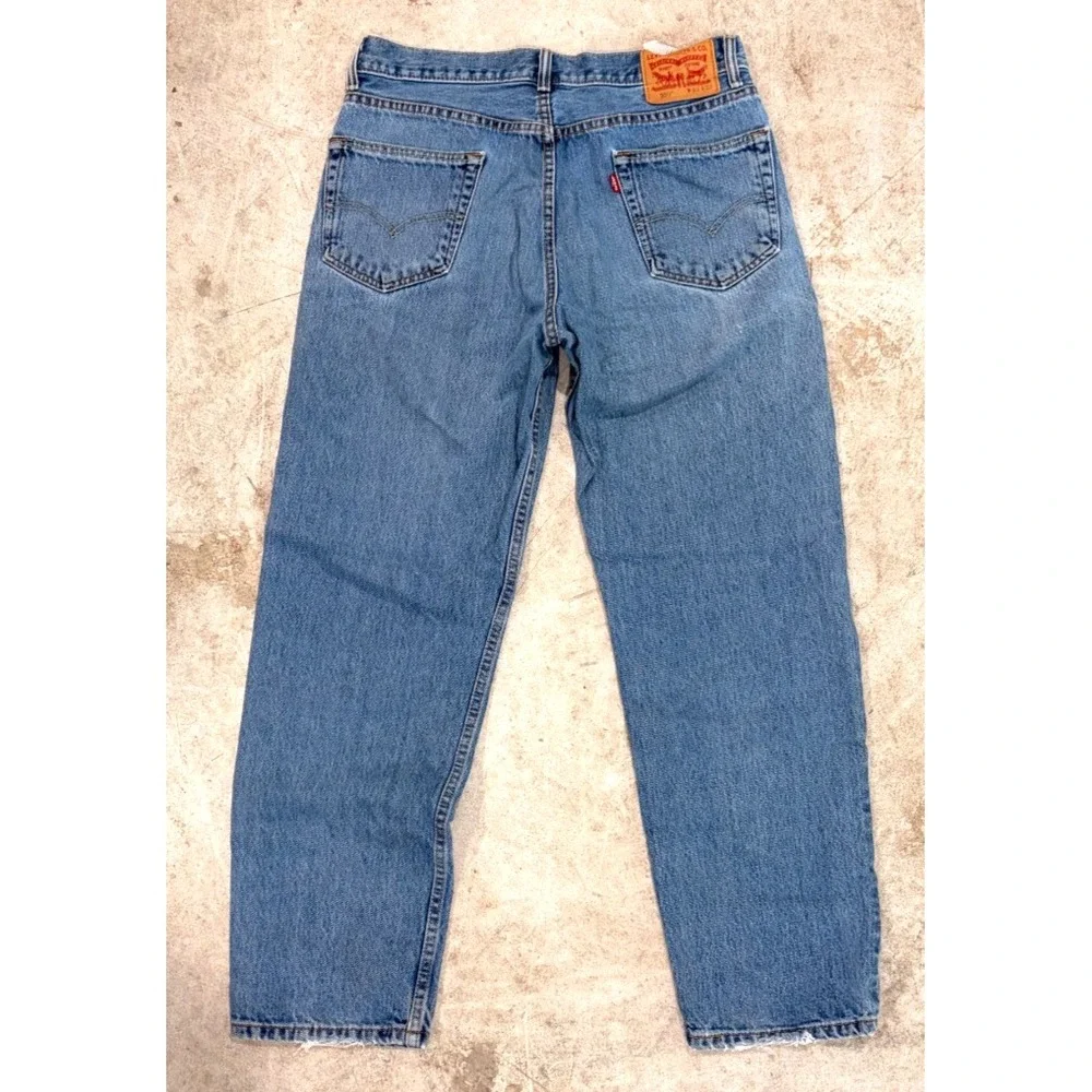 Levis levi 550